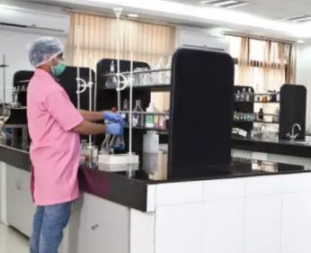 Zavod laboratoriyasi